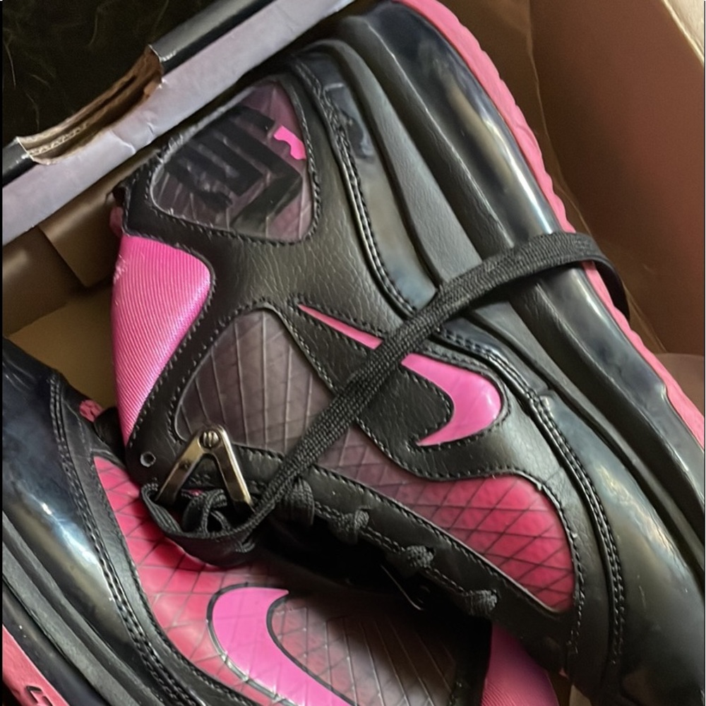 Nike lebrons